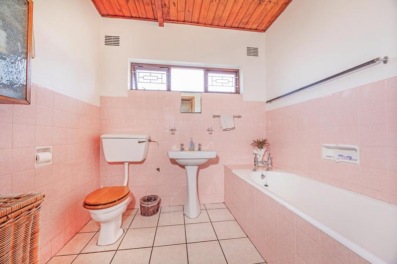 To Let 3 Bedroom Property for Rent in De La Haye Western Cape